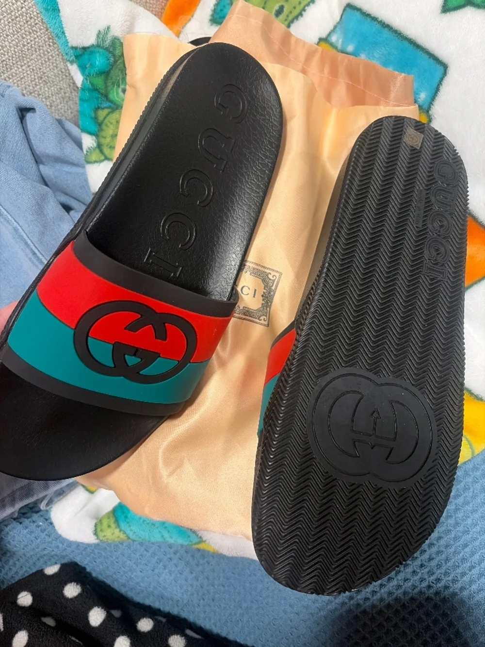 Gucci flip flops size 42